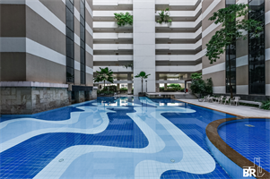 Royal Place 2