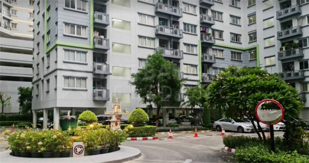 Condo One Sathorn Yenakart