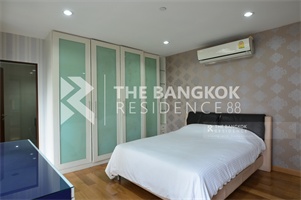 สาธร การ์เด้น