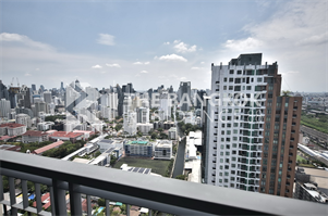 คิว คอนโด อโศก