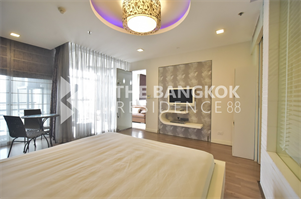 ณุศาศิริ แกรนด์ คอนโด