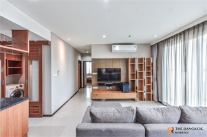 วิลล่า สาทร