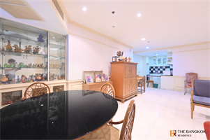 Moon Tower Condominium