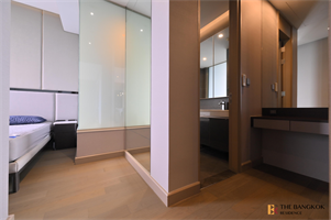 ดิ เอส แอท สิงห์ คอมเพล็กซ์