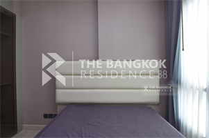 The Signature by Urbano