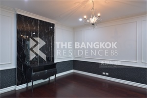 เดอะ พาร์ค ชิดลม