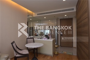 ดิ แอดเดรส สาทร 12