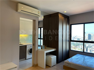 Urbano Absolute Sathon-Taksin