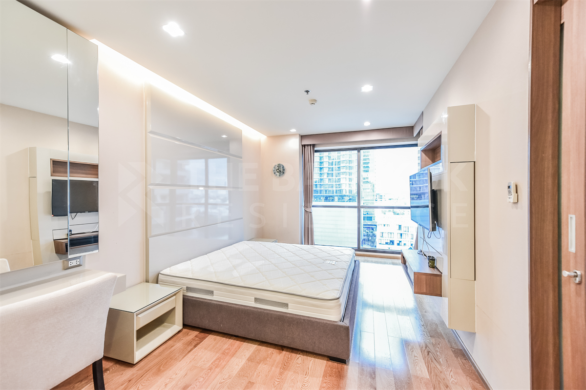 The Address Sathorn 12