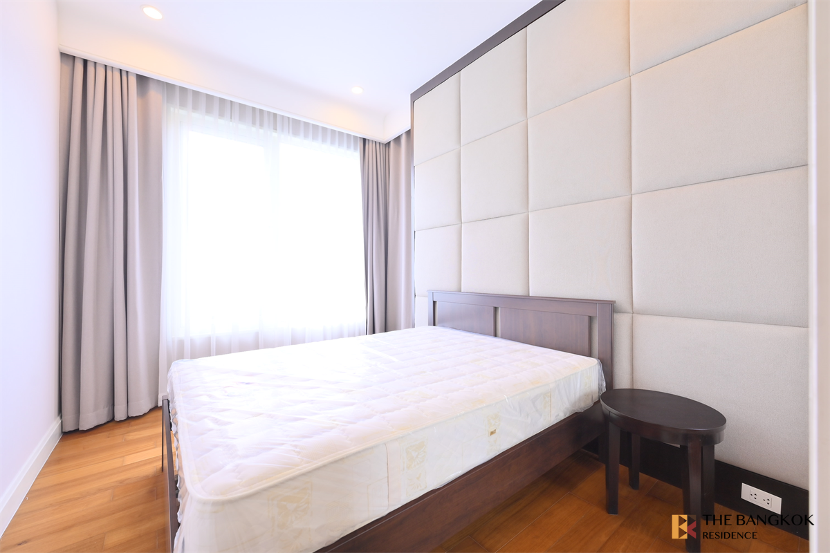 คิว หลังสวน