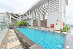 Quinn Condo Ratchada