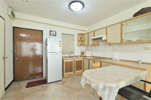 สราญใจ แมนชั่น