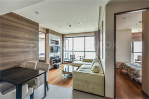 The Address Sathorn 12