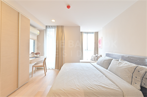 ลิฟ แอท 49