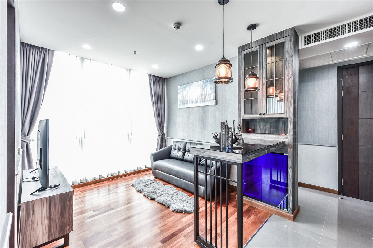 Wish Signature Midtown Siam