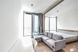 Ashton Silom