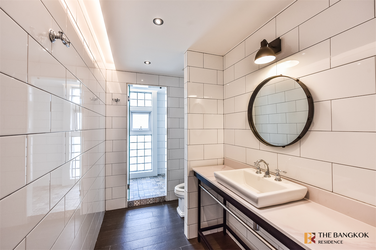 Penthouse Condominium 3