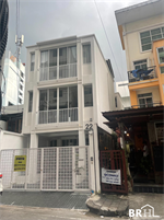 ทาวน์โฮม บริเวณ รัชดา-สุทธิสาร