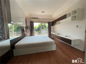 Mantana Lake Watcharapol