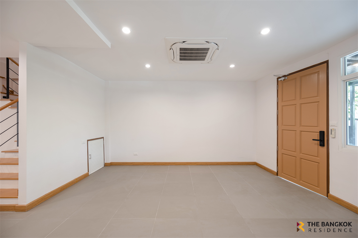 Onyx Home at Ladprao-Nakniwat