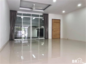 เดอะ เนเชอรัล เพลส - สุขุมวิท 31