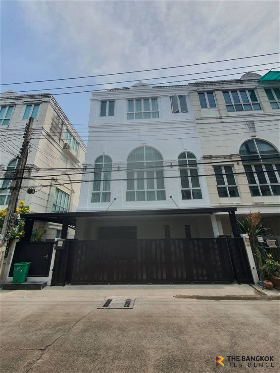 เฮ้าส์แอเรีย ลาดพร้าว 101