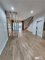 SPACE Ladprao – Mengjai