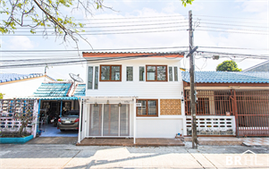 หมู่บ้านเฟรนชิฟ