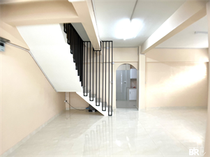 Commercial space Area Chan Road 22
