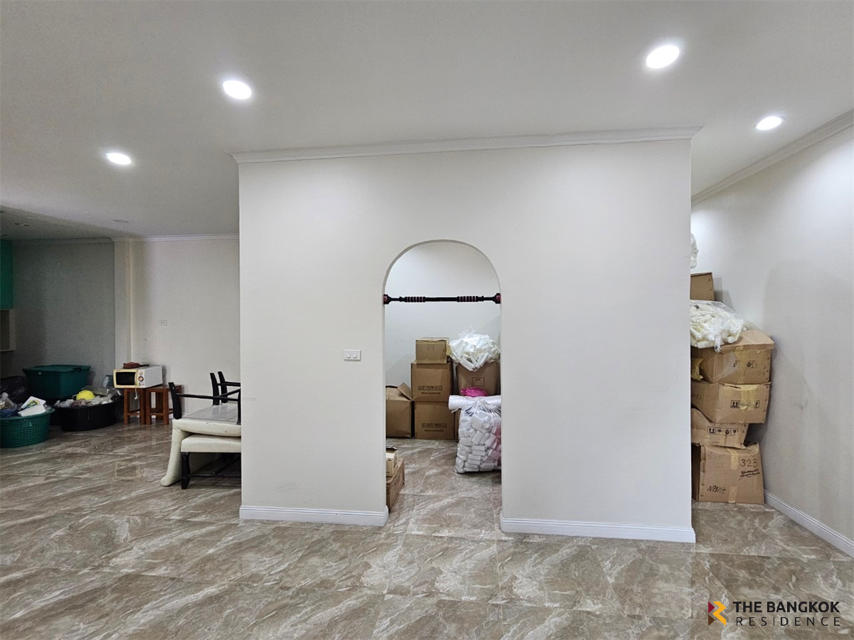 House Area Taling Chan