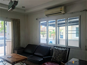 House Area Chom Thong