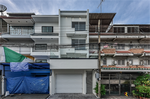 เฮาส์ แอเรีย ยายนาวา