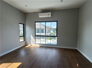 Setthasiri Ratchapruek-Phran Nok