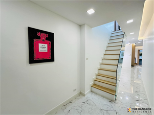 Townhome Area Sathon