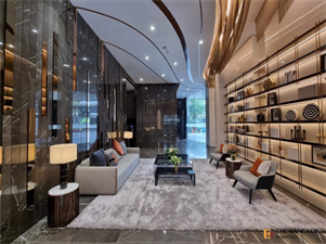 The Tree Pattanakarn-Ekkamai