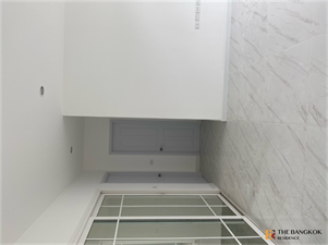 Grandio Sathorn
