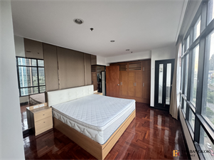 Phayathai Place