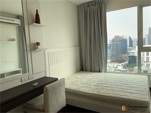 ไอวี ทองหล่อ