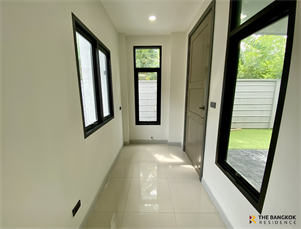 Townhouse Area Sukhumvit (End Sukhumvit)