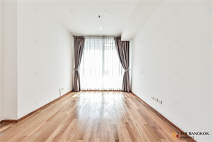 ดิ เอ็มไพร์ เพลส