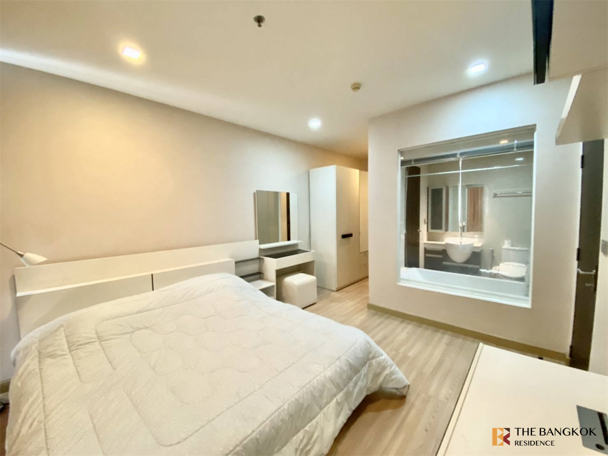 Sky Walk Residences (Phra Khanong)