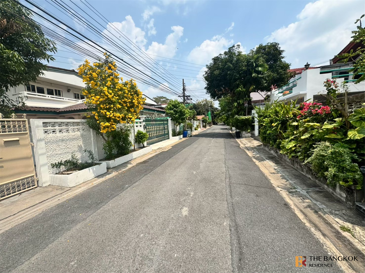 House Area Huai Khwang