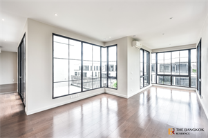 Malton Gates - Krungthep Kreetha