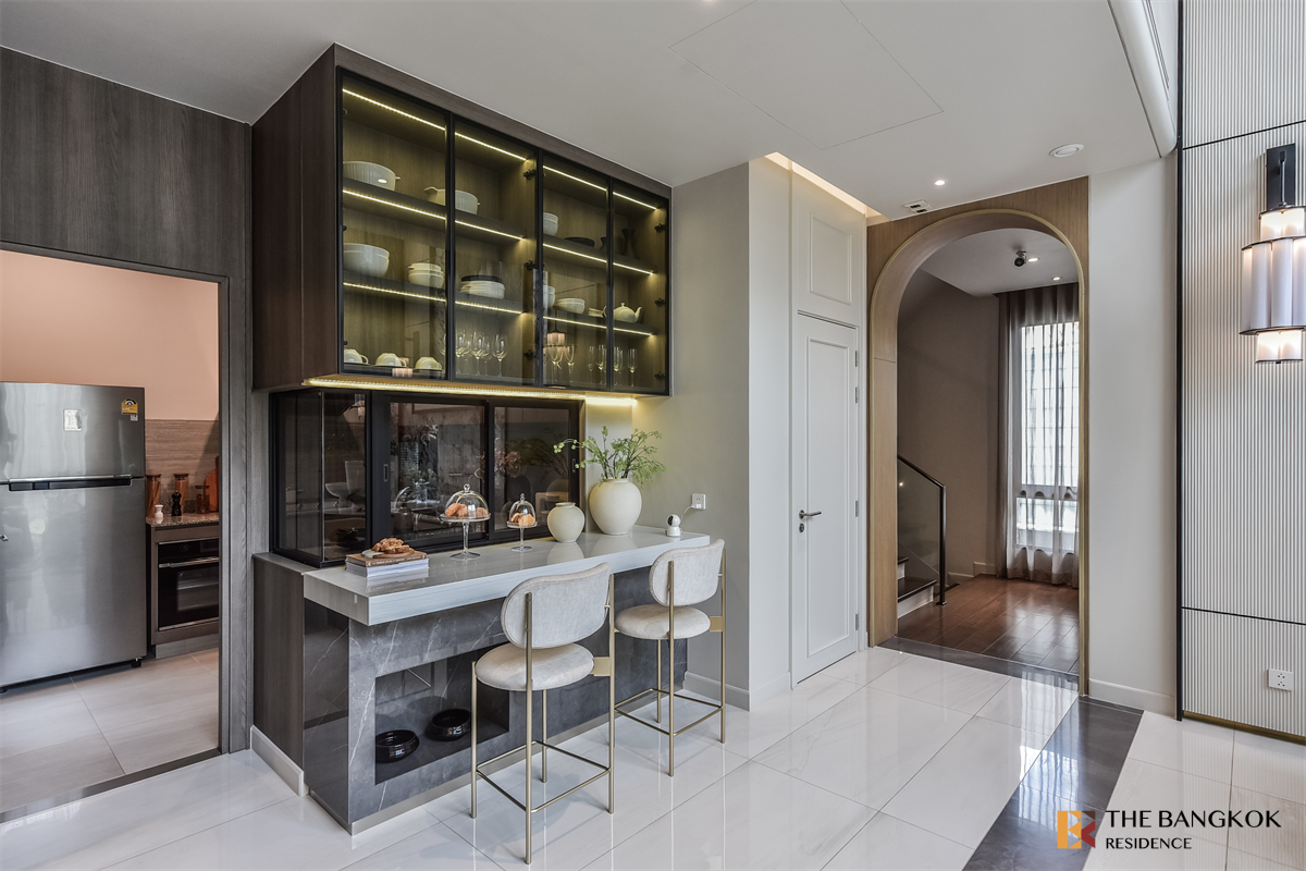 มอลตัน เกทส์ - กรุงเทพกรีฑา