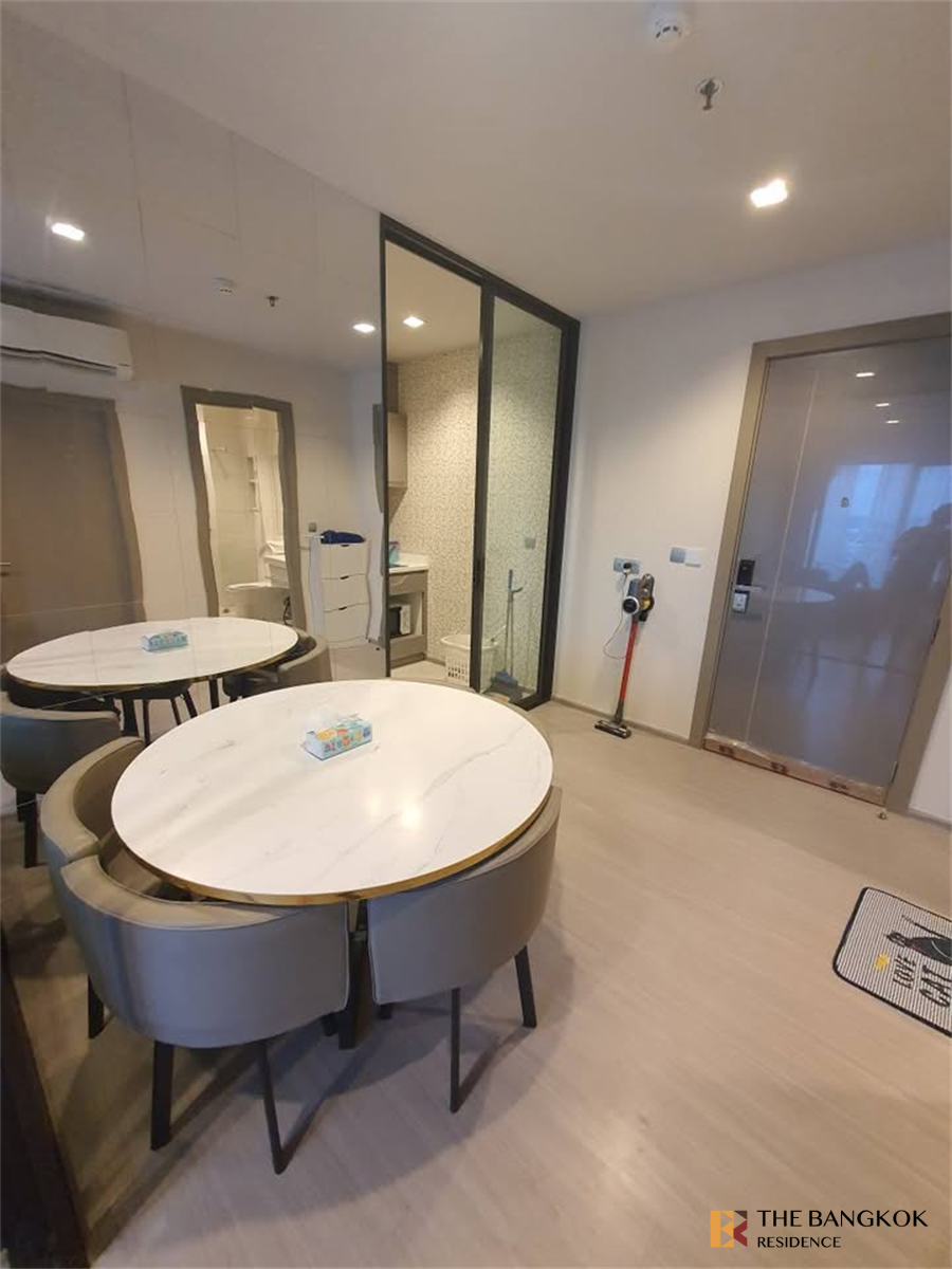 ไลฟ์ อโศก-พระราม 9