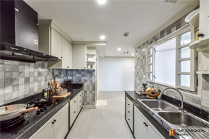 วอเตอร์ฟอร์ด พาร์ค ทองหล่อ