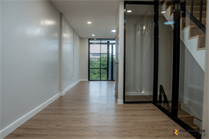 เฮ้าส์ แอเรีย เอกมัย