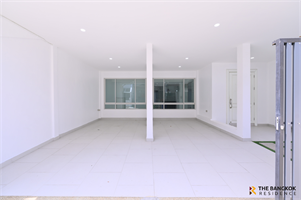 ทาวน์เฮ้าส์ สุขุมวิท 15