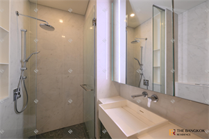 ไซมิส เอ๊กซ์คลูซีพ สุขุมวิท 42