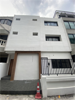 ทาวน์เฮ้าส์ สุขุมวิท 49